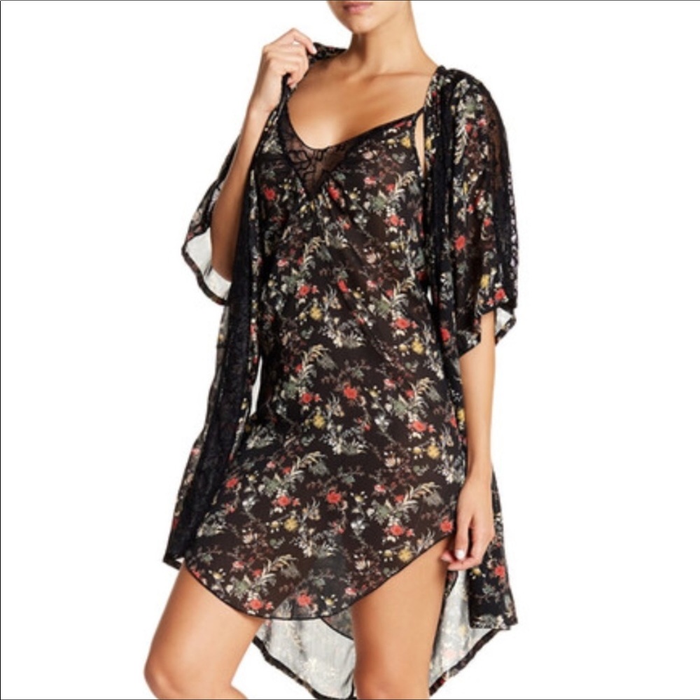 Sam Edelman Black Floral Lace Kimono Robe Sz S - Picture 3 of 7